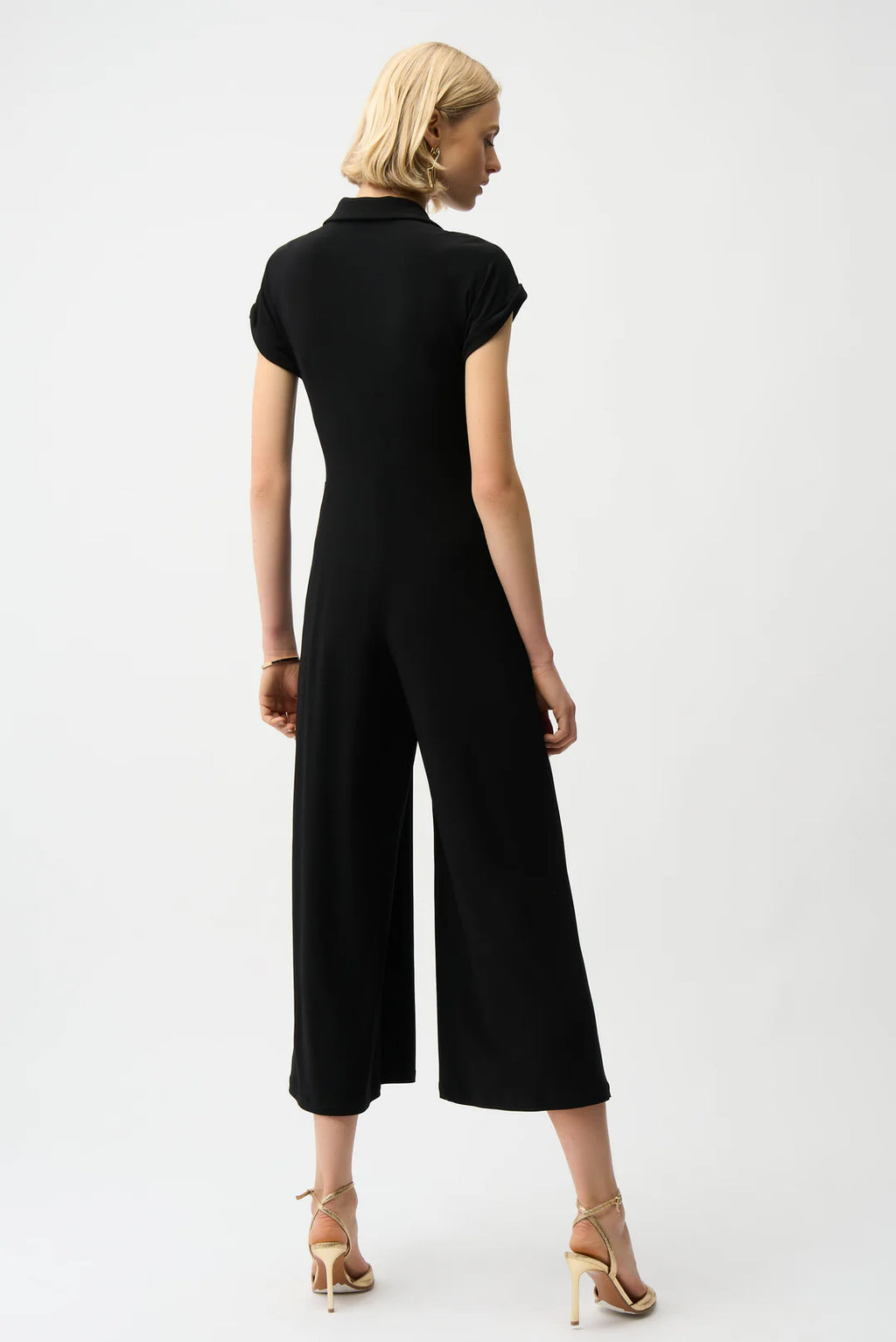 MONO NEGRO 261255