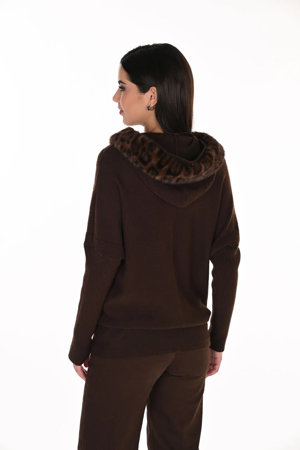 JERSEY CON CAPUCHA MOCA