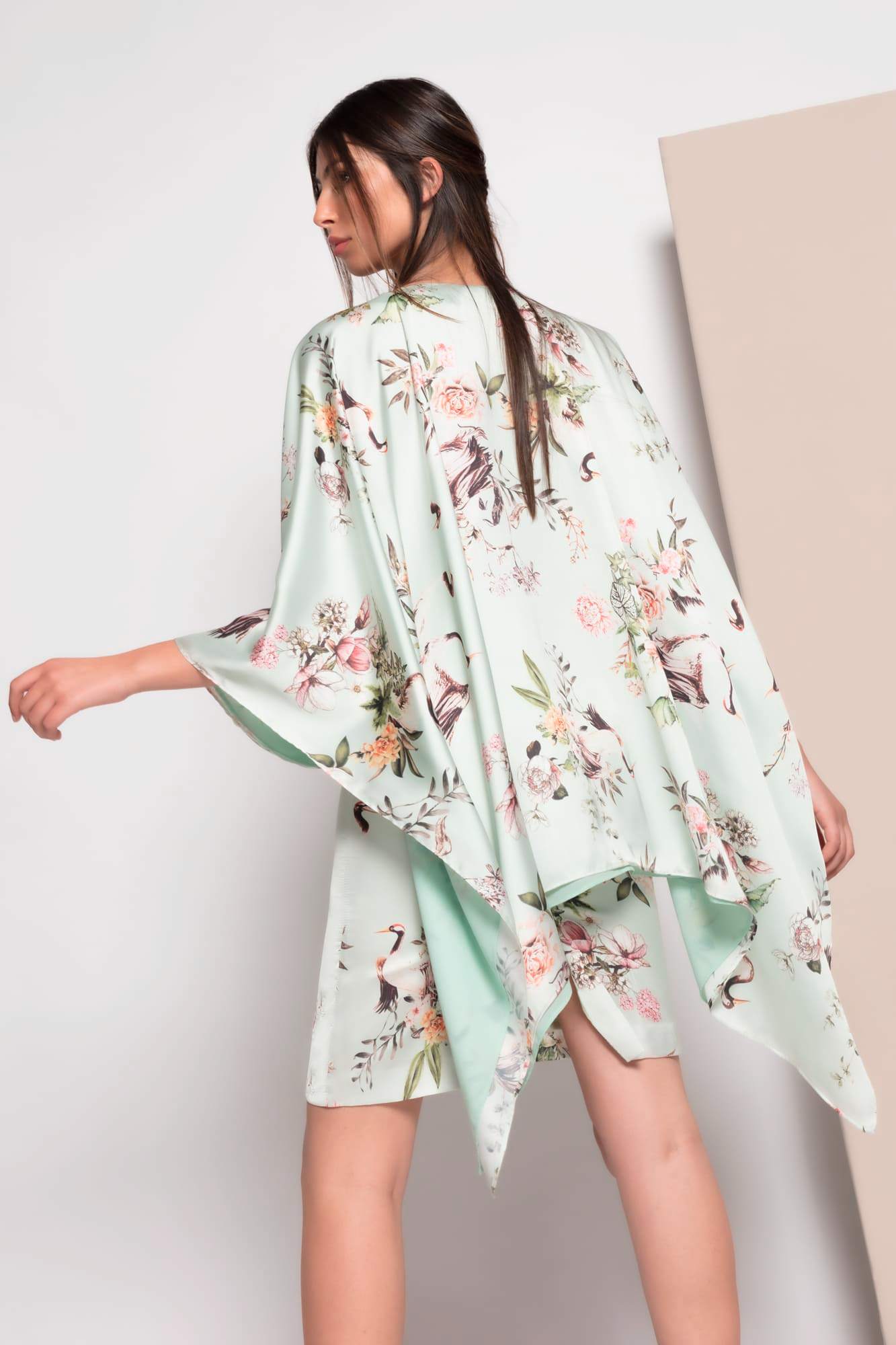 VESTIDO KIMONO